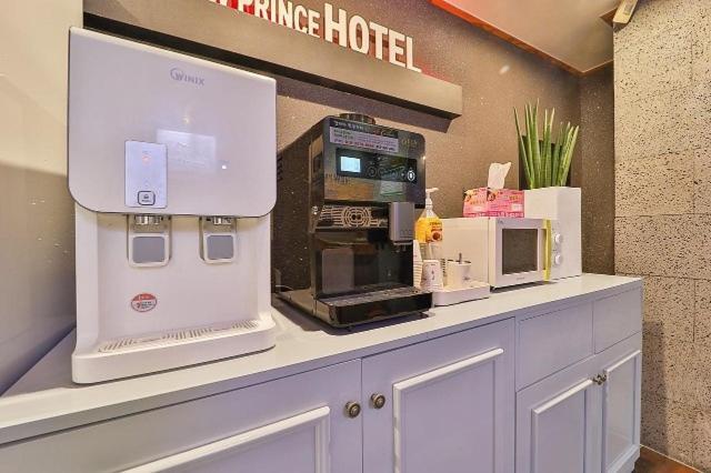 Daegu Daemyeong-Dong New Prince Hotel エクステリア 写真