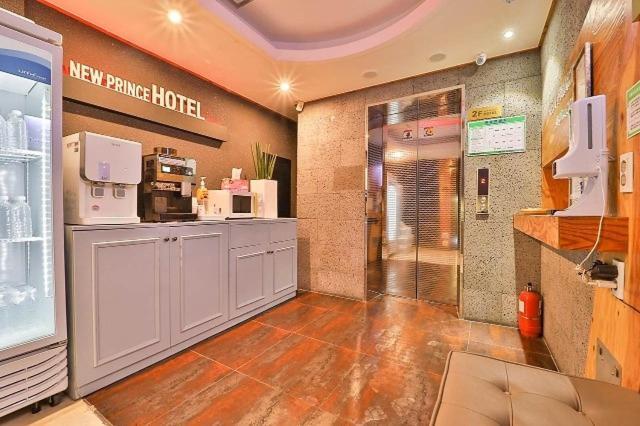 Daegu Daemyeong-Dong New Prince Hotel エクステリア 写真